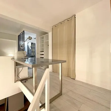 Duplex Canal St Martin Apartment